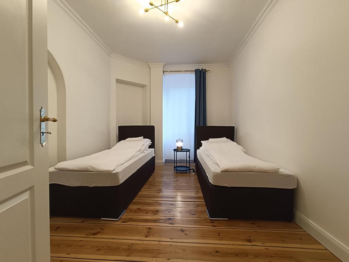 2 Bedroom In Kreuzberg Apartment Berlin