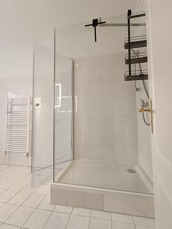 2 Bedroom In Kreuzberg *