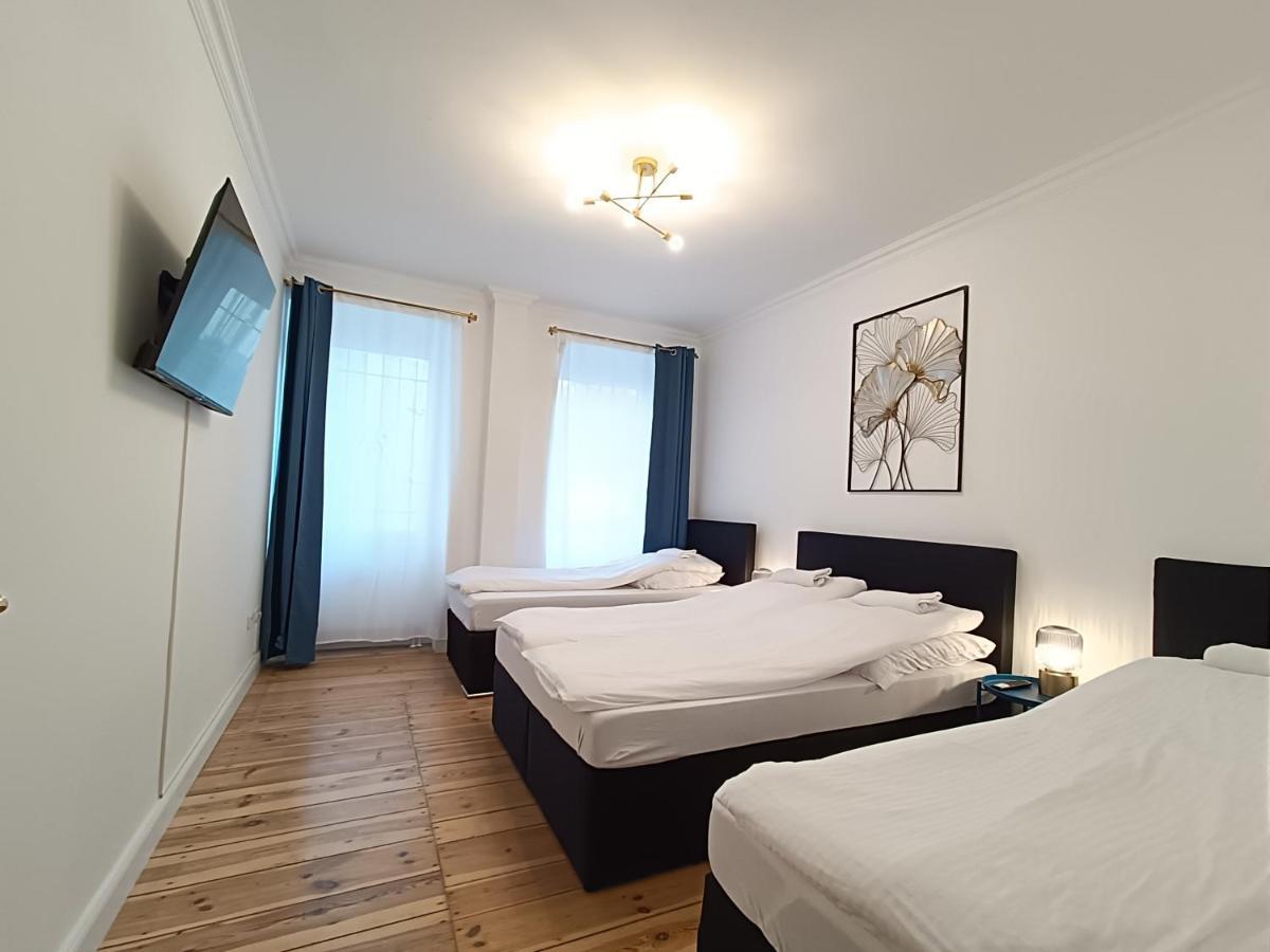 2 Bedroom In Kreuzberg Apartment Berlin